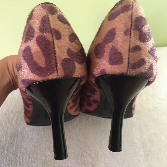 Comfort Plus Heels - Picture 4 of 9